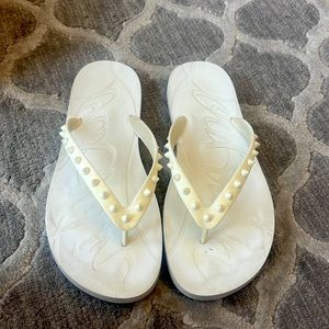 ❤️✨CHRISTIAN LOUBOUTIN FLIP FLOPS✨❤️